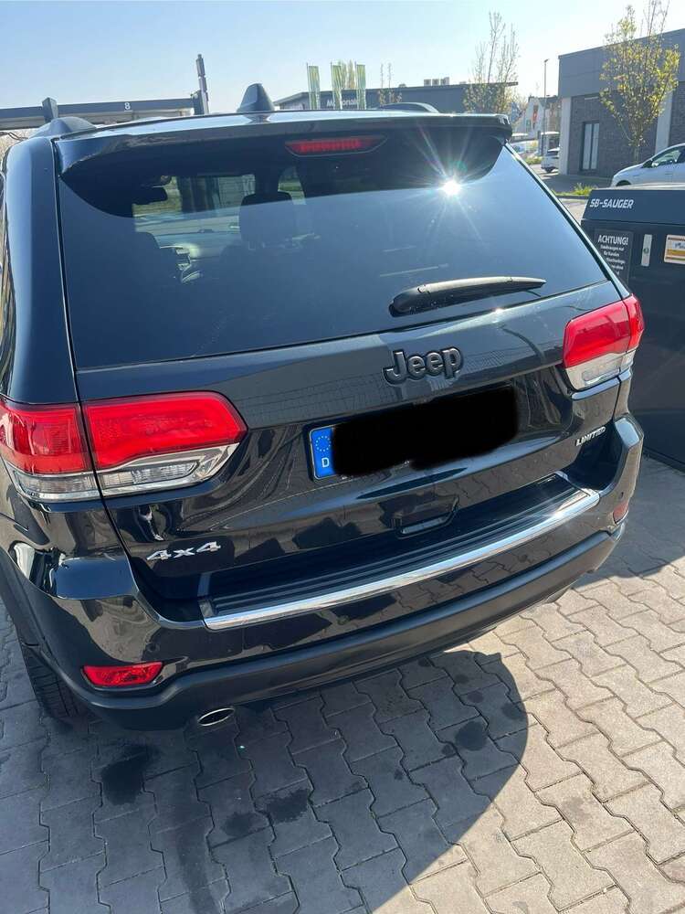 Grand Cherokee