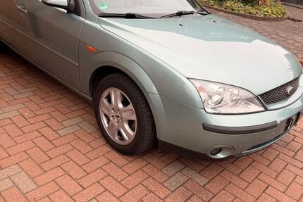 Ford Mondeo 198.000 km 1.000 &euro; Neukirchen-Vluyn 47506