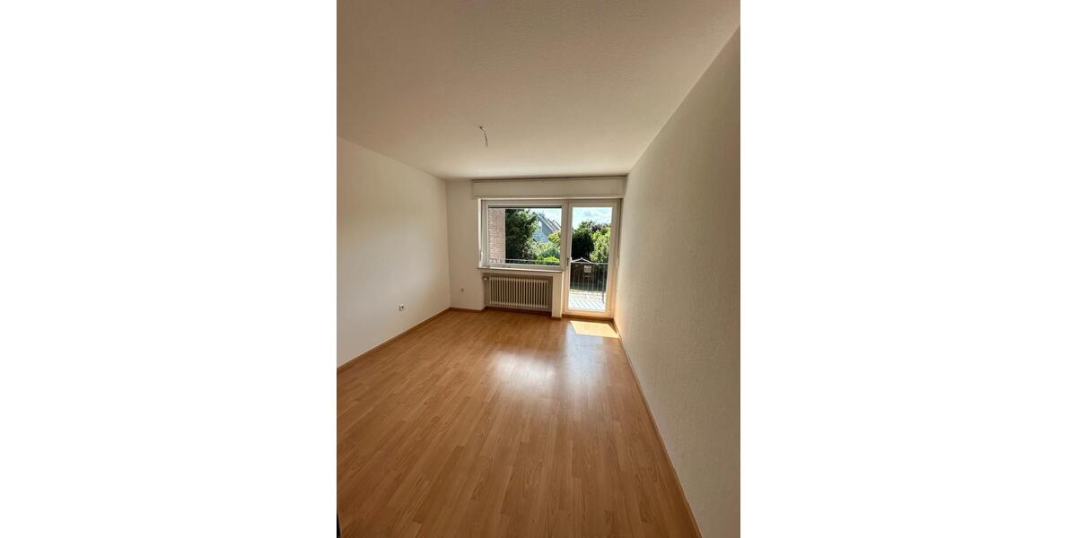 Reihenhaus Meerbusch Kierst - 5.5 Zimmer, 135 m&sup2;, 1.700&euro; | Angebot:26358631