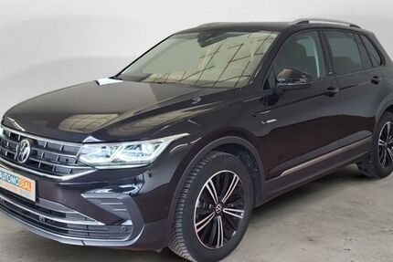 VW Tiguan 62.307 km 21.529 &euro; Moers 47445