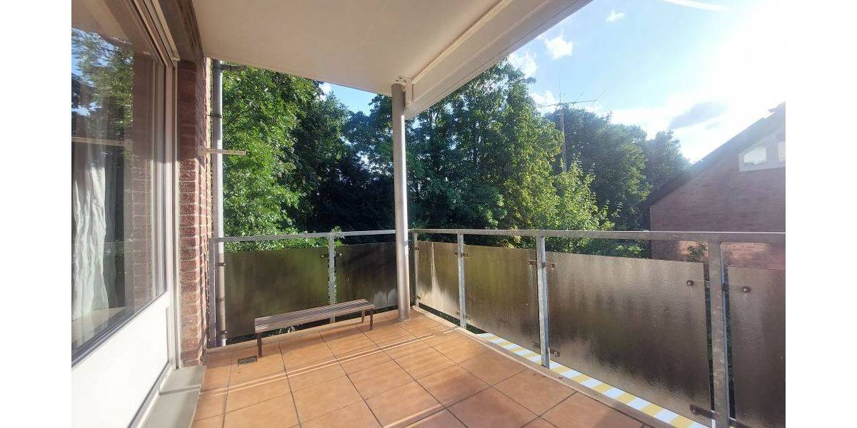 Schöne Eigentumswohnung am Schloßpark Elbroich 4 zimmer