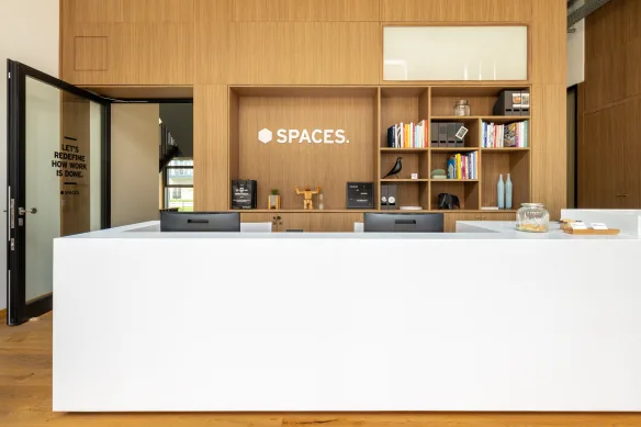 Top moderne Büroplätze und Büroräume in der Altstadt - All-in-Miete