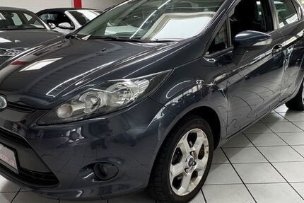 Ford Fiesta 227.000 km 2.750 &euro; Leverkusen 51371