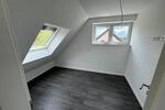 Dachgeschoßwohnung Duisburg Huckingen - 2 Zimmer, 50 m&sup2;, 600&euro; | Angebot:25052542