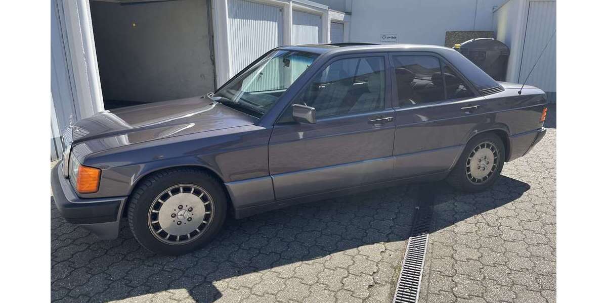 Mercedes-Benz 190 229.000 km 9.900 &euro; Moers, Stadt 47443