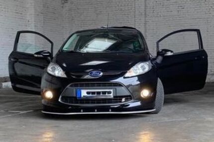 Ford Fiesta 158.000 km 5.300 € Solingen 42659