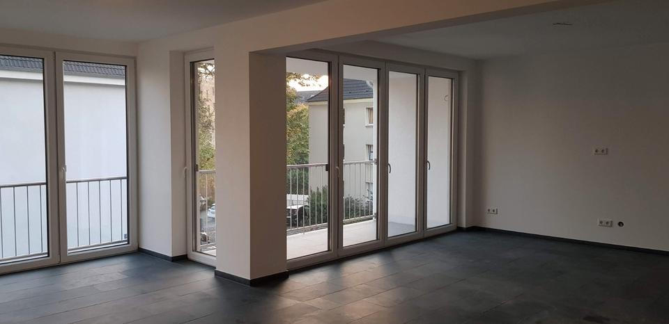 Etagenwohnung Düsseldorf Stadtbezirk 6 - 2 Zimmer, 80 m&sup2;, 1.200&euro; | Angebot:26413512