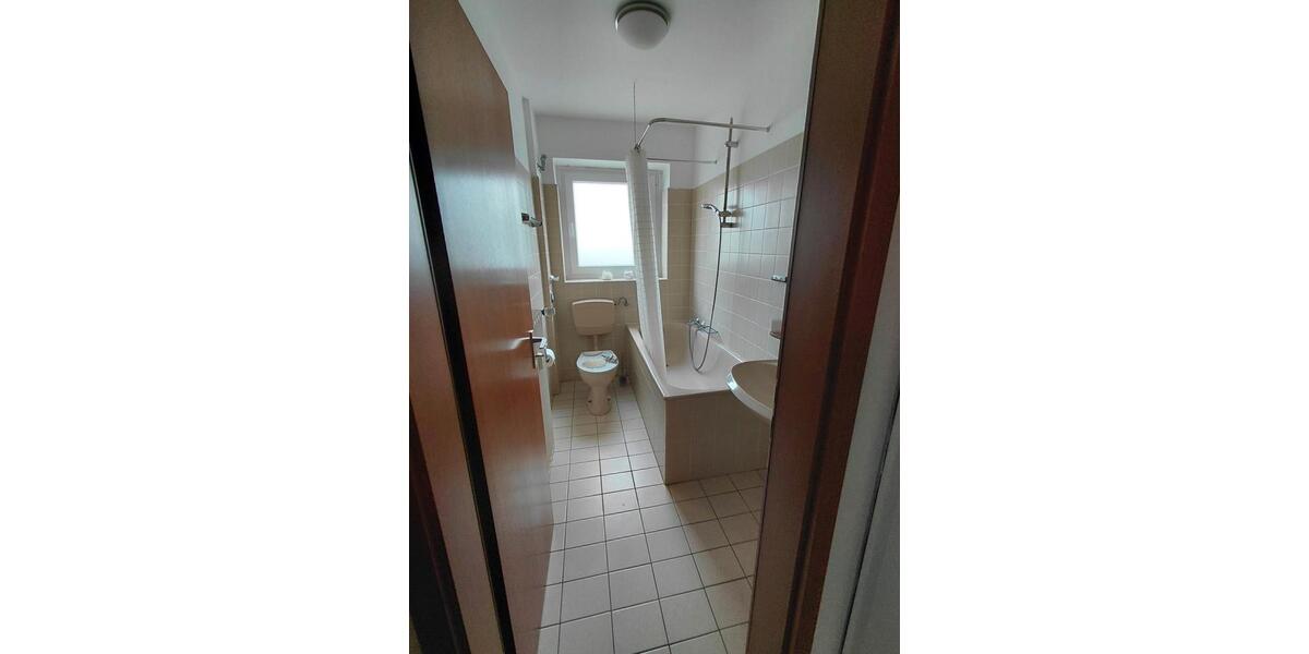 Etagenwohnung Mönchengladbach Süd - 3 Zimmer, 67 m&sup2;, 145.000&euro; | Angebot:27147116