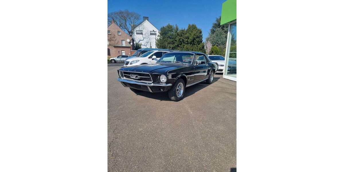 Ford Mustang 50.000 km 49.900 &euro; Meerbusch 40670