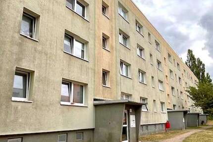 Wohnung zum Mieten in Hagenow 350 € 61.21 m²