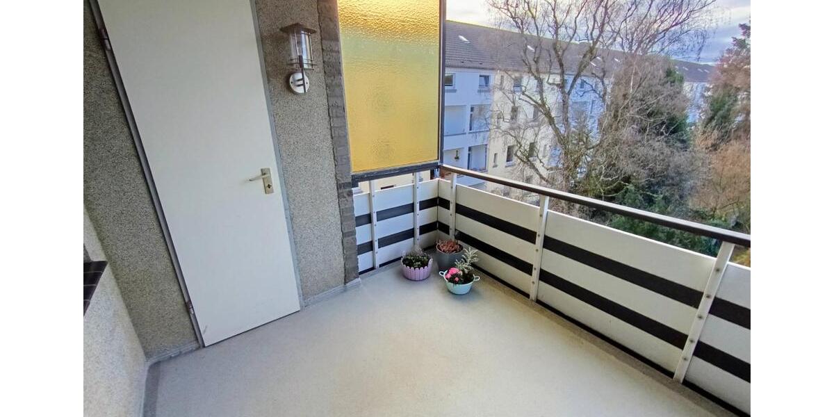 Etagenwohnung Duisburg Duisburg-Mitte - 3 Zimmer, 78 m&sup2;, 184.000&euro; | Angebot:25945496