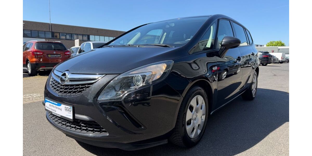 Opel Zafira 111.738 km 7.490 &euro; Düsseldorf 40233