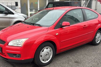 Ford Focus 123.857 km 2.490 &euro; Düsseldorf 40591