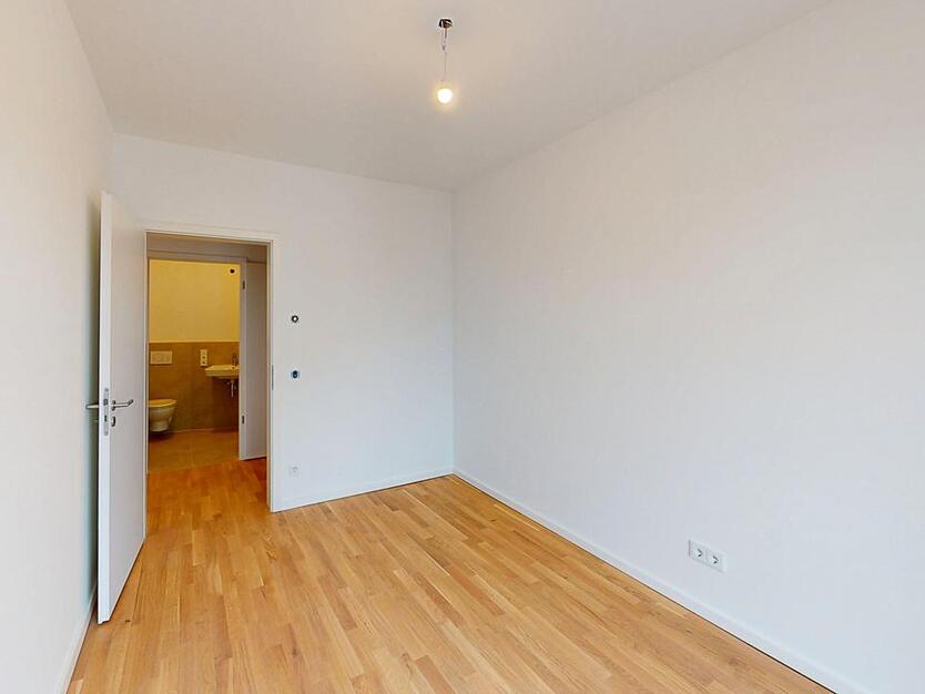 Großzügige 3-Zimmer-Wohnung mit zwei Bädern und sonnigem Balkon (mietpreisgedämpftes wohnen) zimmer