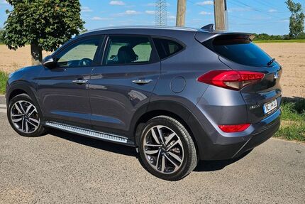 Hyundai TUCSON 107.000 km 12.700 &euro; Dormagen 41542