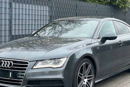 Audi A7 220.000 km 12.900 &euro; Solingen 42655