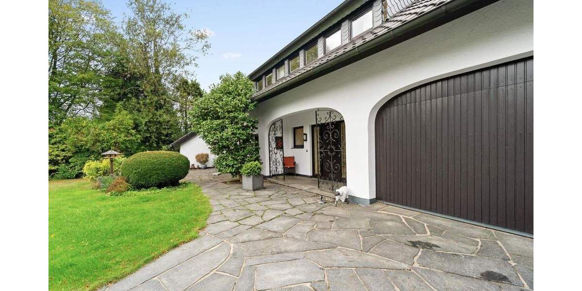 Einfamilienhaus Ratingen Hösel - 8 Zimmer, 303 m&sup2;, 1.450.000&euro; | Angebot:25779367