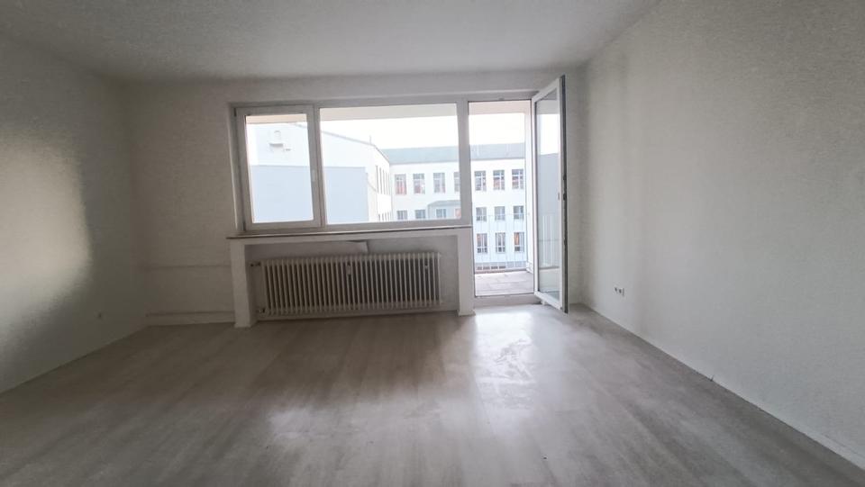 Etagenwohnung Wuppertal Elberfeld - 1 Zimmer, 37 m&sup2;, 406&euro; | Angebot:25646812