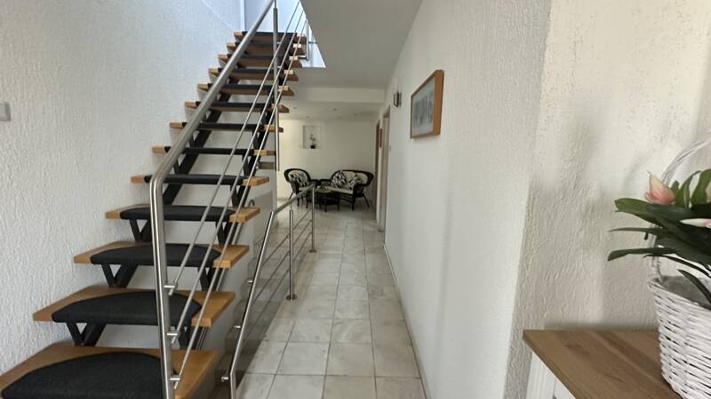 Kernsaniertes Traumhaus mit Sauna, Swimmingpool und hochwertiger Ausstattung!