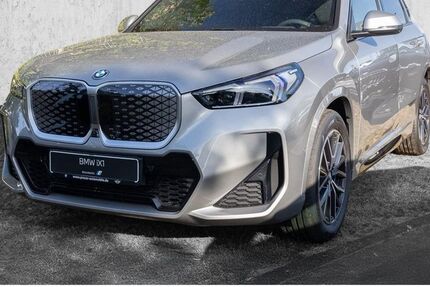 BMW iX1 3.500 km 44.990 &euro; Leverkusen 51371