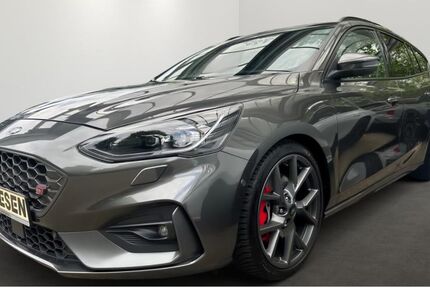Ford Focus 94.900 km 19.280 &euro; Viersen 41747