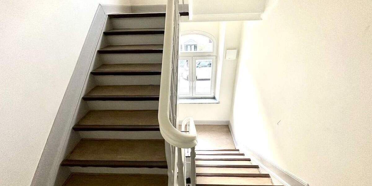 Mehrfamilienhaus, Wohnhaus Düsseldorf Heerdt - 6 Zimmer, 165 m&sup2;, 889.000&euro; | Angebot:25736814