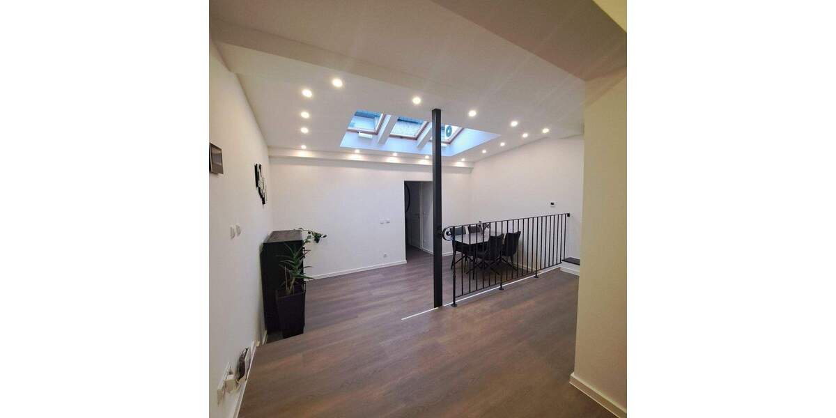 Modernisiertes Zweifamilienhaus 7 zimmer