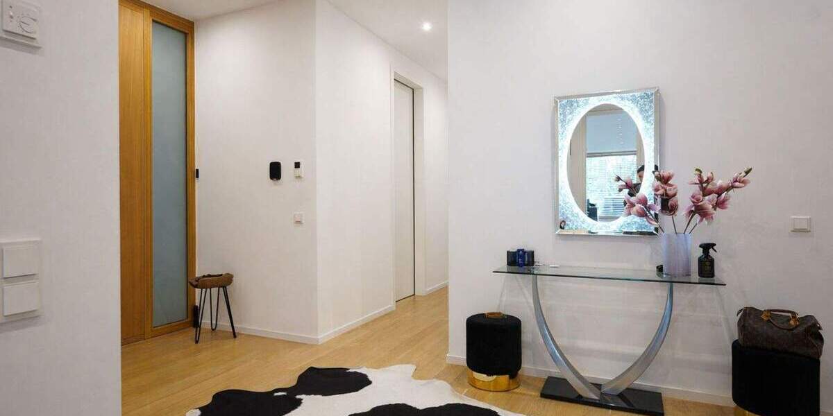 Etagenwohnung Krefeld / Bockum Bockum - 5 Zimmer, 229 m&sup2;, 2.950&euro; | Angebot:25740530