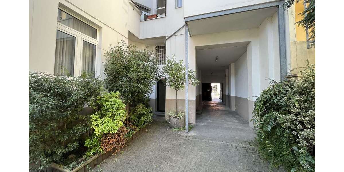 Etagenwohnung Düsseldorf Bilk - 3 Zimmer, 87 m&sup2;, 299.000&euro; | Angebot:26437060