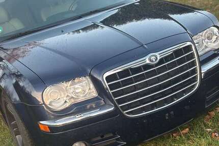 Chrysler 300C 147.600 km 6.390 &euro; Duisburg 47058