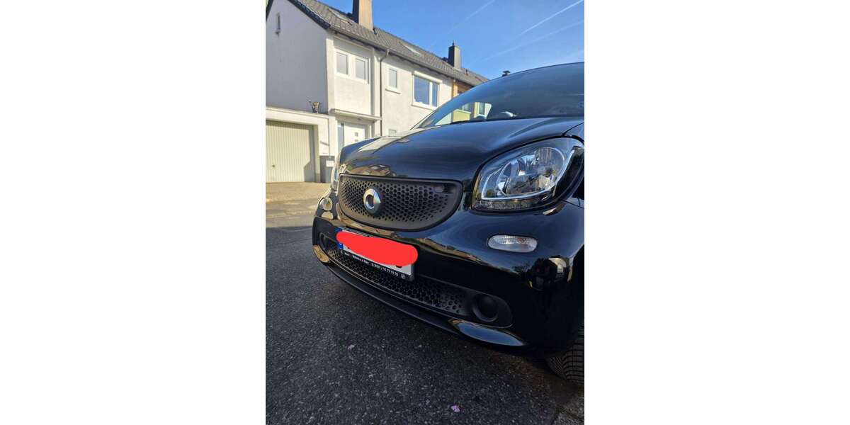 Smart forFour 65.800 km 6.000 &euro; Düsseldorf 40477