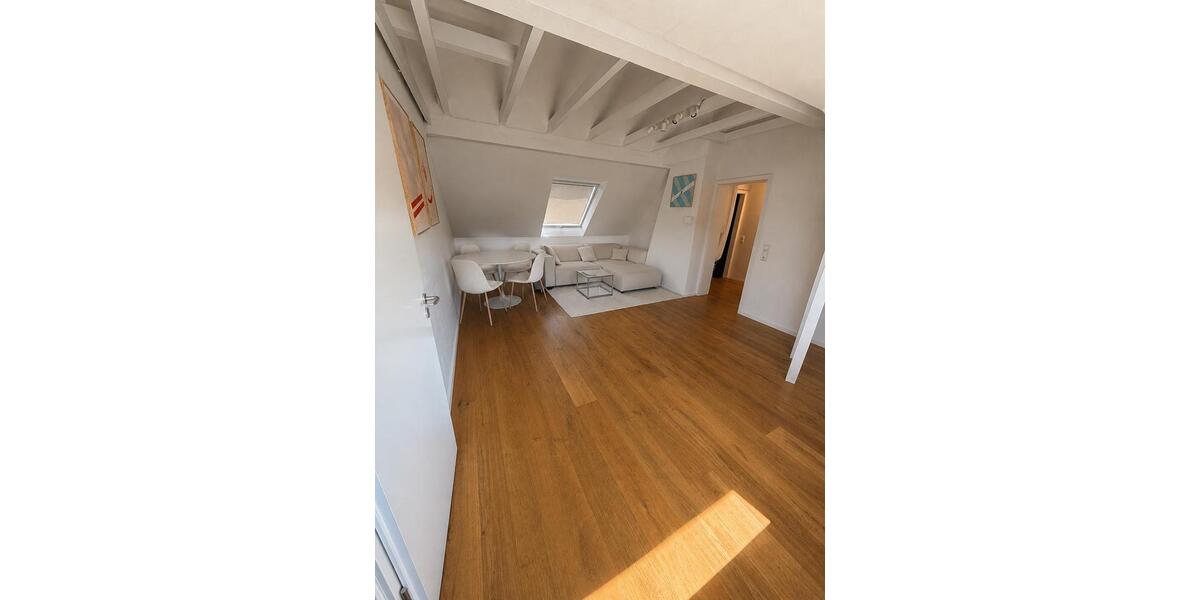 Dachgeschoßwohnung Köln Ehrenfeld - 2 Zimmer, 56 m&sup2;, 255.000&euro; | Angebot:27096072
