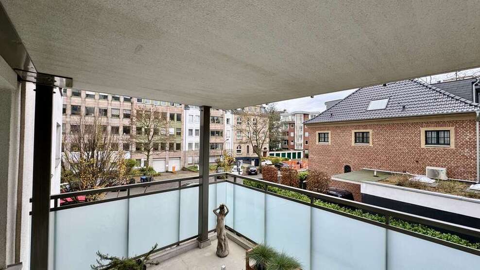 Wohnung zum Kaufen in Düsseldorf 425.000 € 88 m²