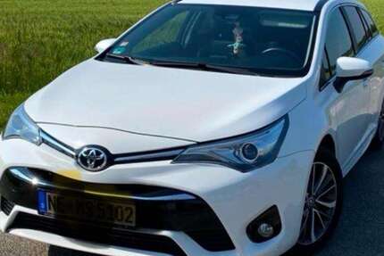 Toyota Avensis 112.233 km 11.500 &euro; Neuss, Stadt 41472