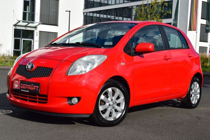 Yaris