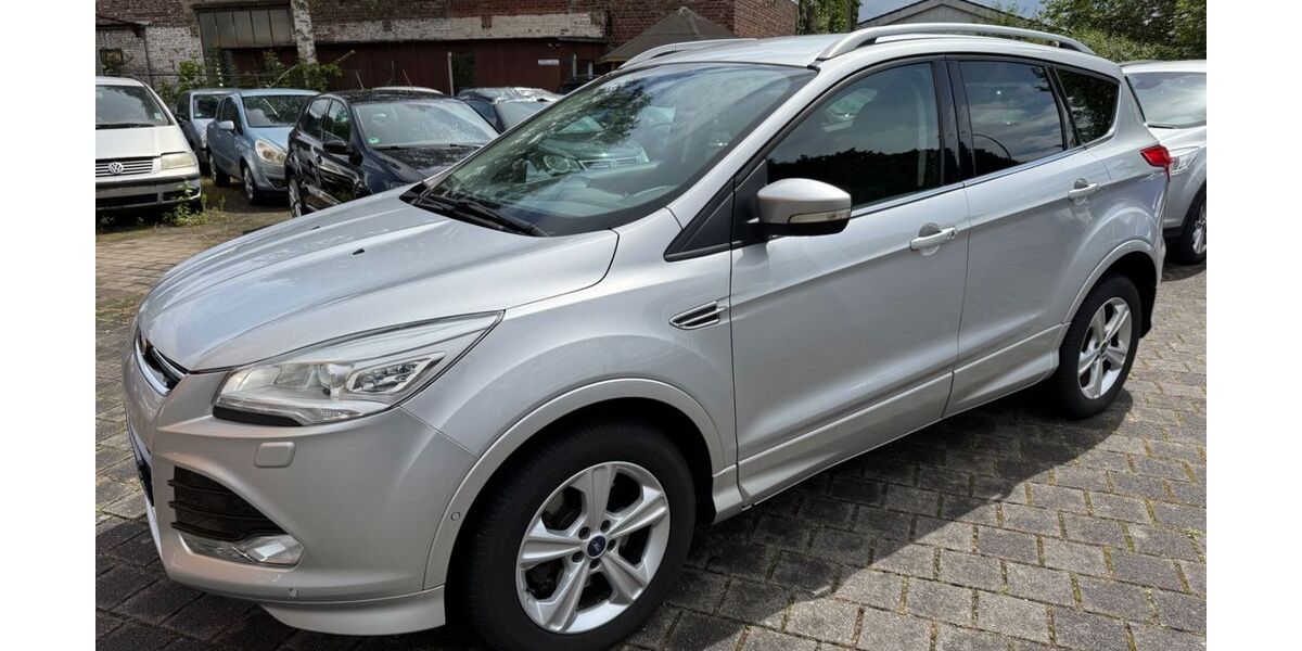 Ford Kuga 192.000 km 8.499 &euro; Neuss 41462
