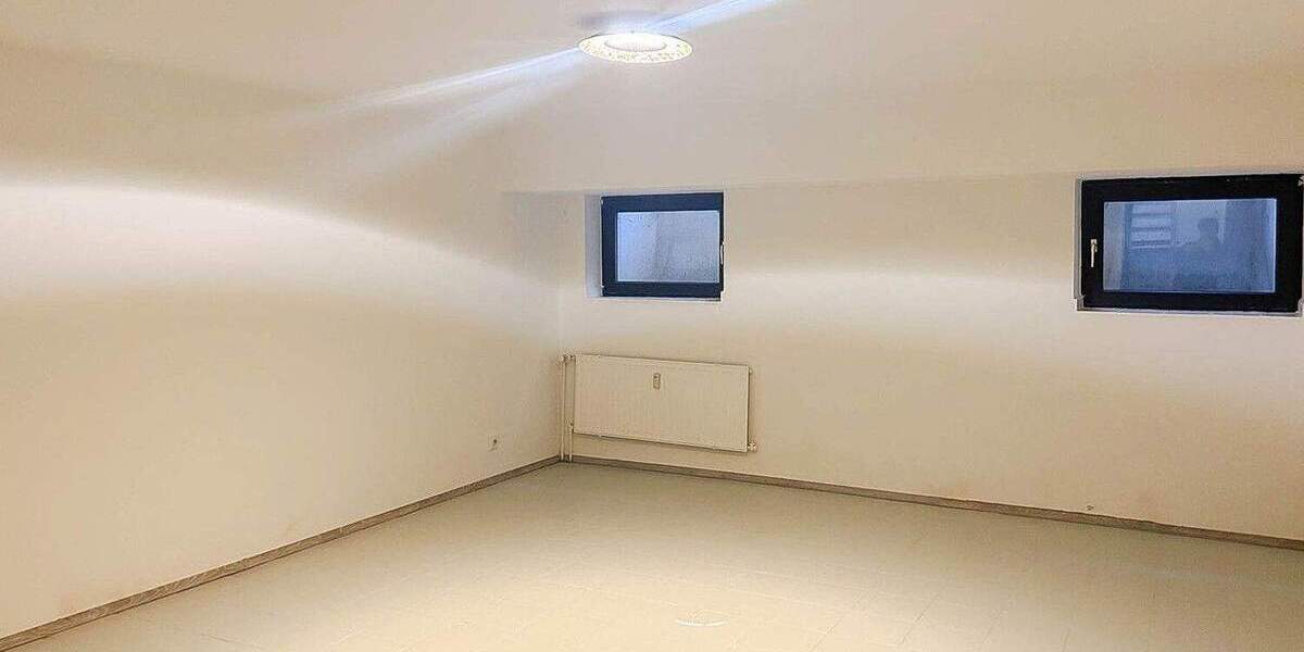 Etagenwohnung Meerbusch / Büderich Büderich - 5 Zimmer, 152 m&sup2;, 2.295&euro; | Angebot:26417544