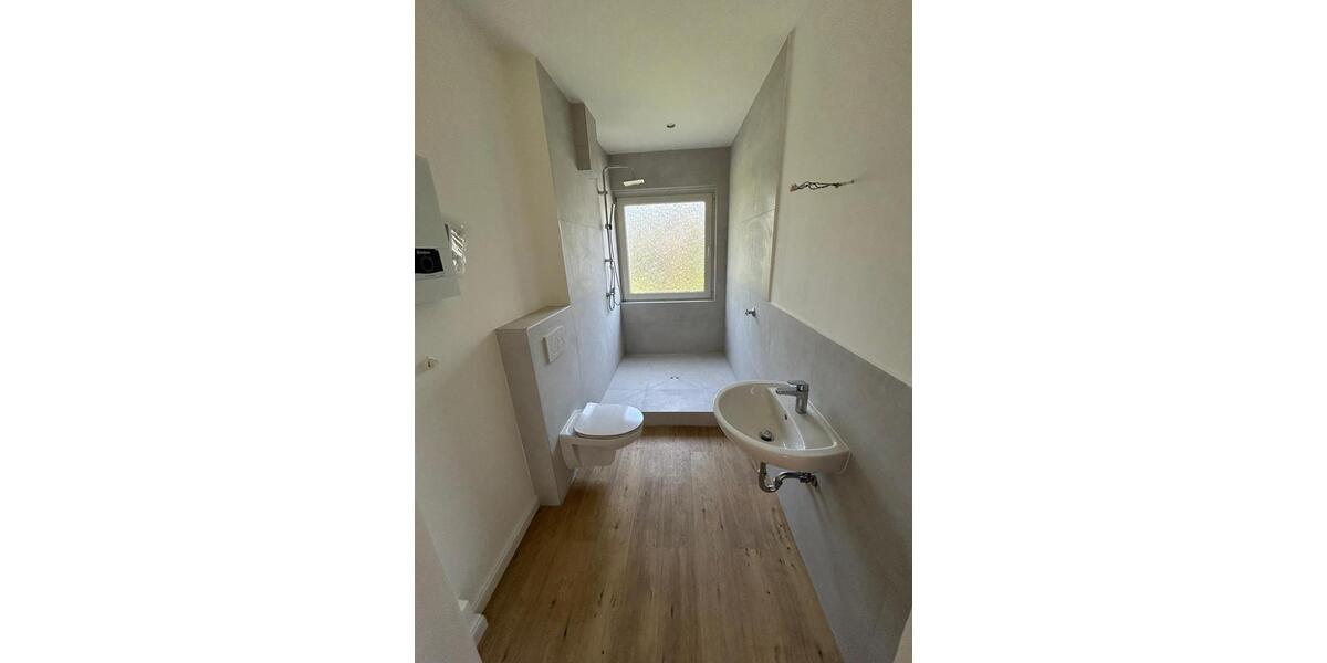 ***Top sanierte 2-Zimmer-Wohnung mit Klimaanlage*** 2 zimmer