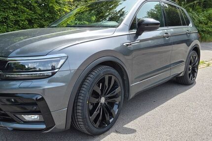 VW Tiguan 83.000 km 26.900 &euro; Grevenbroich 41517