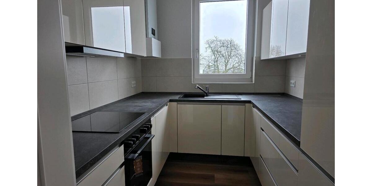 Dachgeschoßwohnung Mönchengladbach - 3 Zimmer, 92 m&sup2;, 1.176&euro; | Angebot:25646320