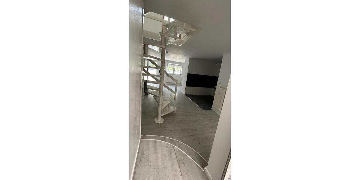 Großzügige 4-Zimmer-Maisonette mit Gartenterrasse in Grevenbroich 4 zimmer