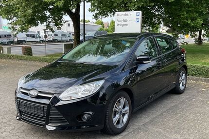 Ford Focus 23.857 km 8.400 &euro; Remscheid 42857