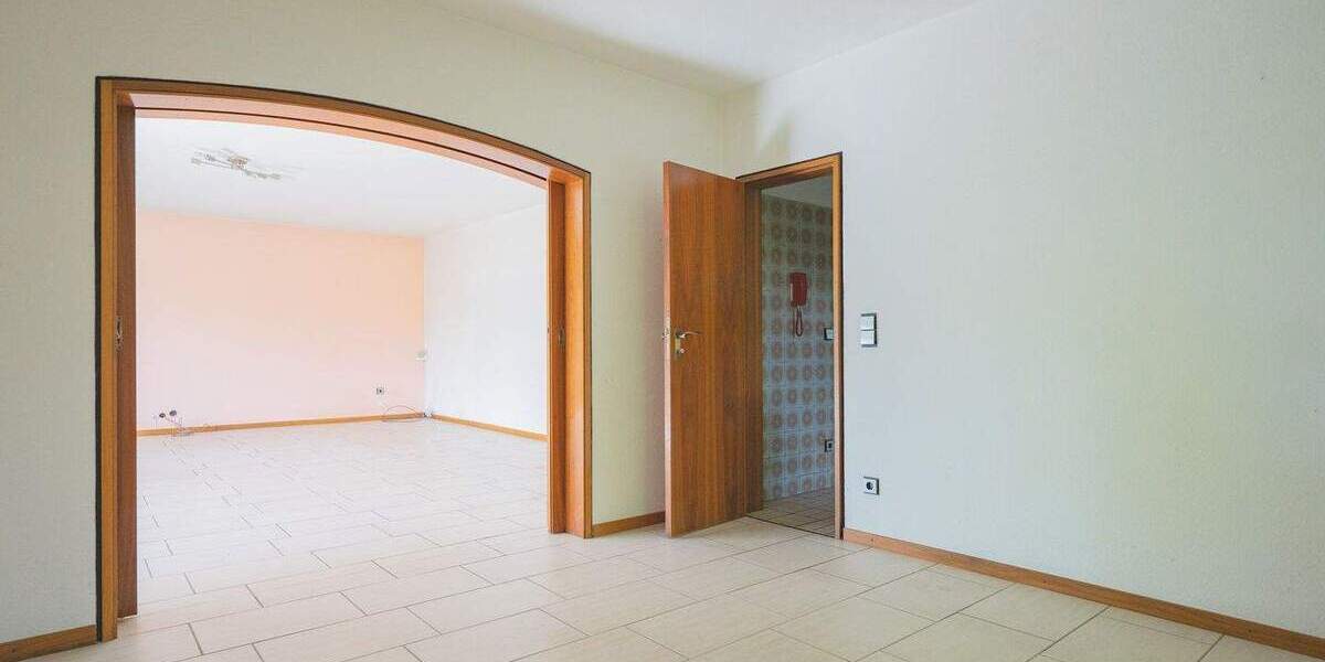 Krefeld Dyk-Lage: Großzügiges Einfamilienhaus mit Doppelgarage in gefragter, ruhiger Lage! 7 zimmer