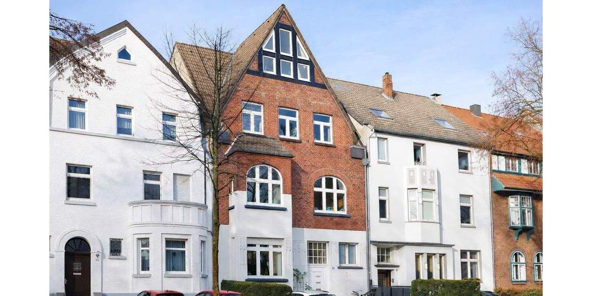 Exklusives Wohnen in Hochparterre mit Kamin und eigenem Garten auf Krefelds bekanntester Allee 3 zimmer