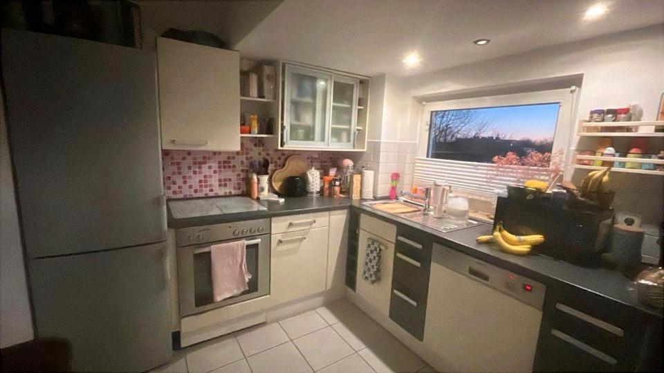 Sonnendurchflutete 2-Zimmer DG mit Balkon in toller Lage 2 zimmer