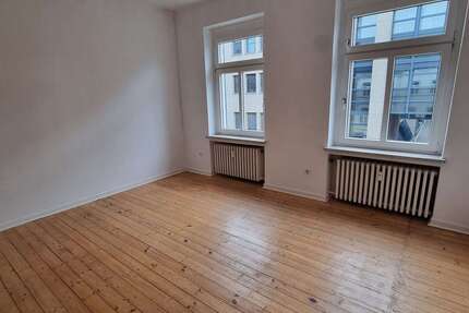 Wohnung Krefeld Cracau - 4 Zimmer, 103 m&sup2;, 980&euro; | Angebot:26478624