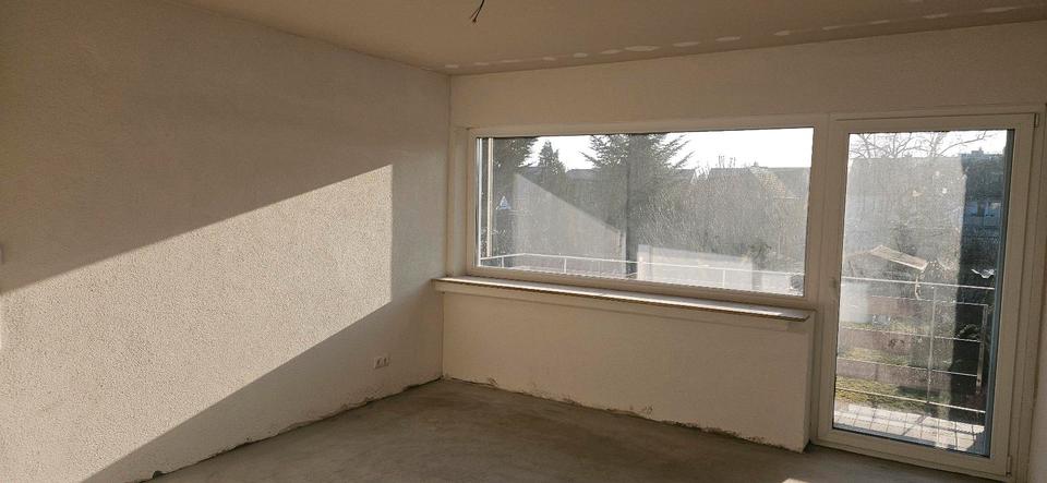 Etagenwohnung Dormagen Hackenbroich - 4 Zimmer, 84 m&sup2;, 1.200&euro; | Angebot:25370631