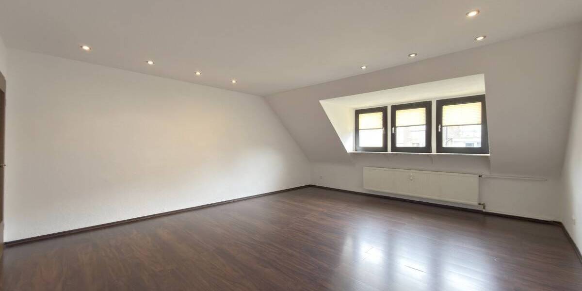 Etagenwohnung Oberhausen Stadtmitte - 3 Zimmer, 70 m&sup2;, 570&euro; | Angebot:26544111