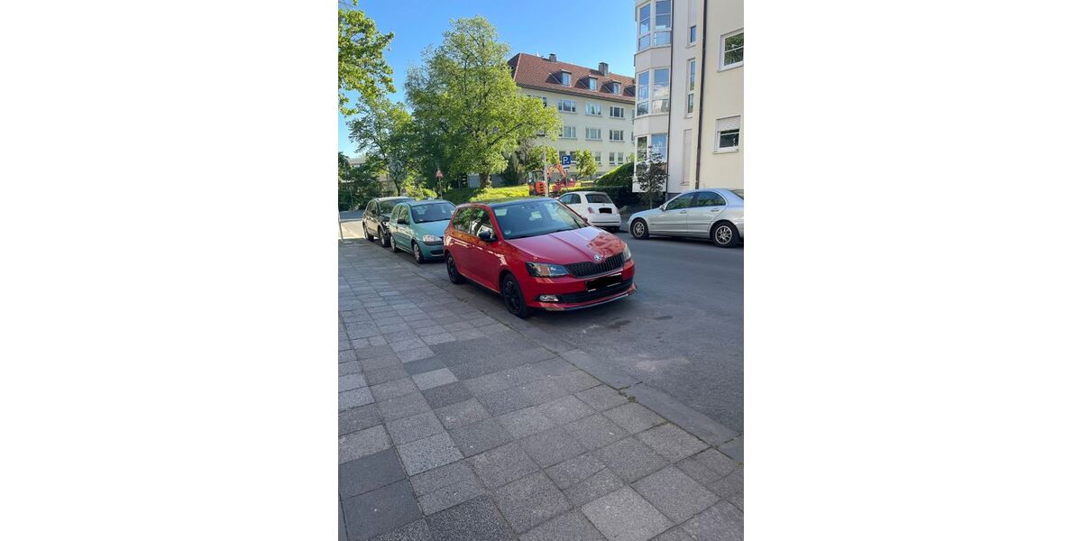 Skoda Fabia 99.800 km 7.699 &euro; Solingen 42697