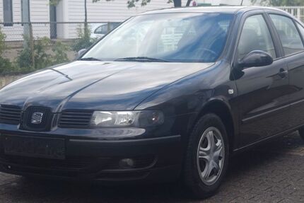 Seat Leon 193.000 km 900 &euro; Mönchengladbach 41066
